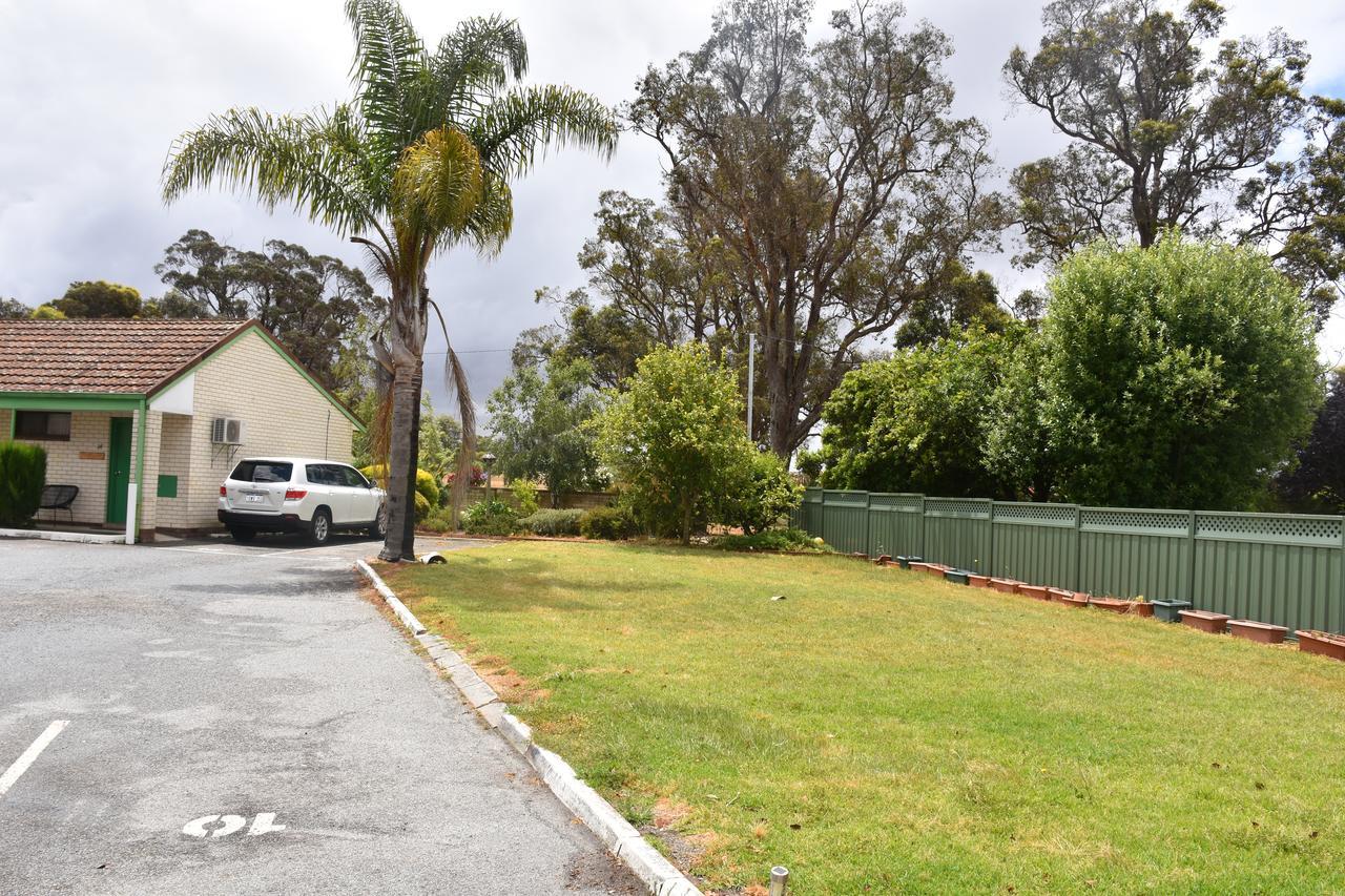 Mount Barker Valley Views Motel & Chalets, Western Australia Exterior foto